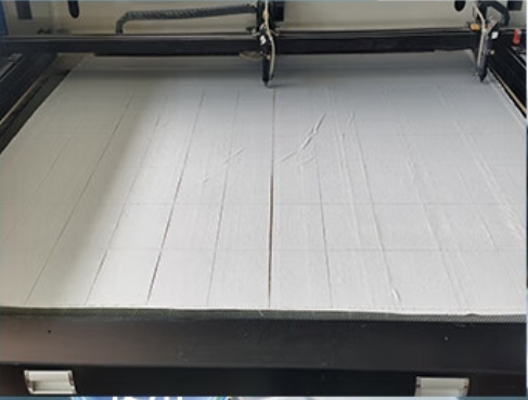 Cleanroom Wiper 100% Polyester Wiper Laser Cut Cleanroom Wipe